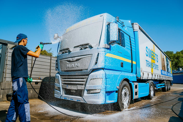 3. Curăƫare și ȋntreƫinere redusă cu 50%